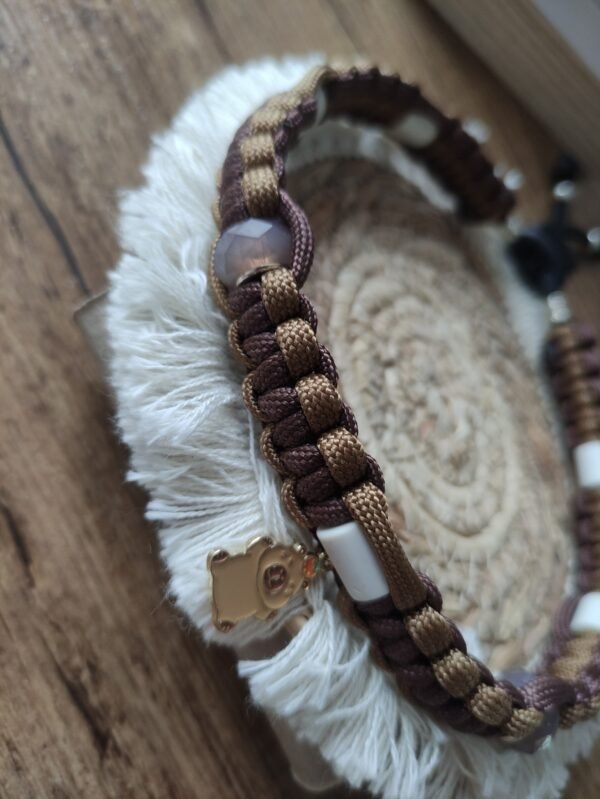 Collier anti-tiques Capybara – Image 2