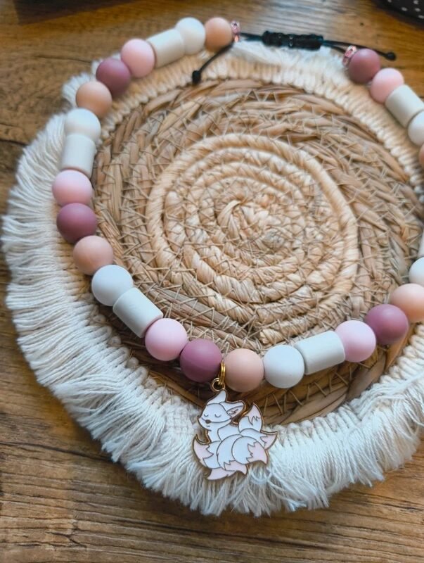 Collier anti-tiques Gumiho - S – Image 2